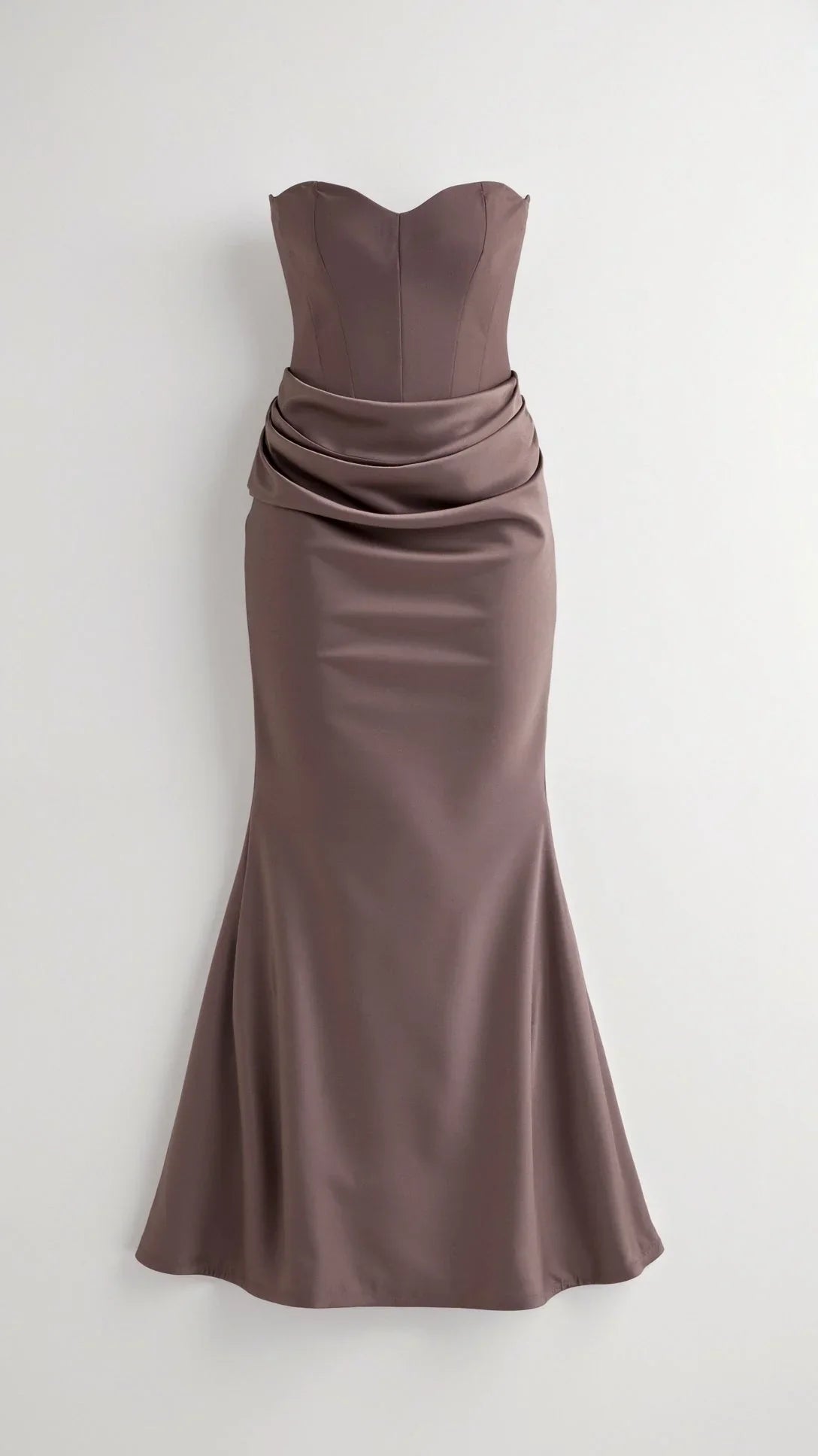 Robe longue drapée sans bretelles pour femme